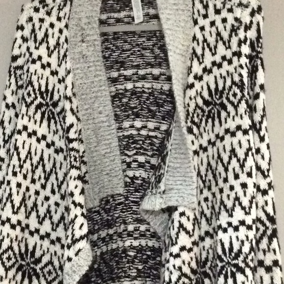 Cardigan - Picture 3 of 6